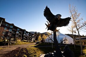 Juniper Springs Lodge by Mammoth Five Star