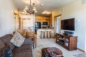 Juniper Springs Lodge by Mammoth Five Star