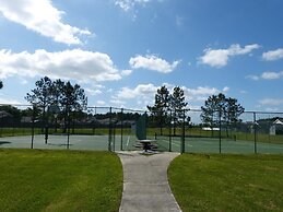 Sun Kissed Delight! Lovely Pool & Spa! 4 Bedroom Home by RedAwning