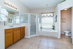 4 Bedroom Villa by RedAwning