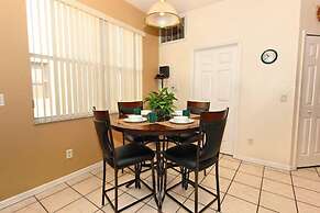 684od 5 Bedroom Home by RedAwning