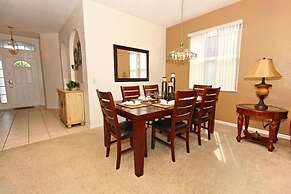 684od 5 Bedroom Home by RedAwning