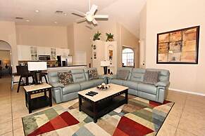 351bs 5 Bedroom Villa by RedAwning