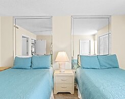 Holiday Surf & Racquet Club 118 2 Bedroom Condo by RedAwning