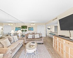 Holiday Surf & Racquet Club 118 2 Bedroom Condo by RedAwning