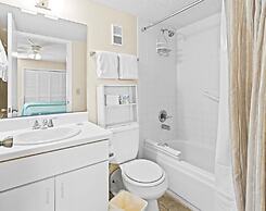 Holiday Surf & Racquet Club 118 2 Bedroom Condo by RedAwning