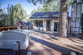 Majestic Pines 3 Bedroom Apts by RedAwning