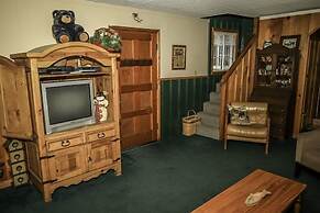 Ponderosa 2 Bedroom Cabin by RedAwning