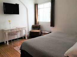 Distrito Condesa Rooms and Studios