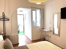 Distrito Condesa Rooms and Studios