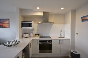 Modern Two Bedroom Epsom Apartments