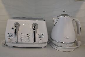 Modern Two Bedroom Epsom Apartments