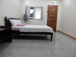 Sunshine Paradise Inn