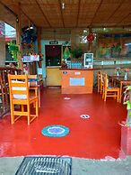 Sunshine Paradise Inn