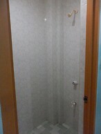 Sunshine Paradise Inn