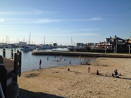 Mandurah Ocean Marina Chalets