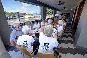 Lakes and Ocean Hotel Forster