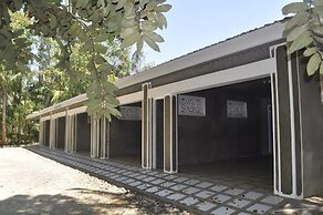 Coco Paradise Beach Resort