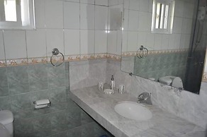 Coco Paradise Beach Resort