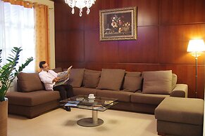 Park-Hotel Golosievo