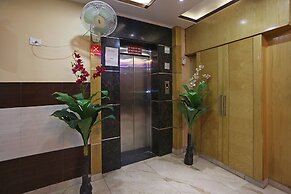 OYO 6096 Hotel Maharani Palace