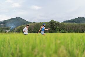 TreeHouse Villas - Adults Only