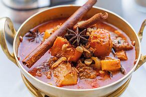 TreeHouse Villas - Adults Only