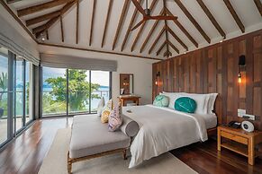 TreeHouse Villas - Adults Only