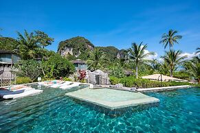 TreeHouse Villas - Adults Only