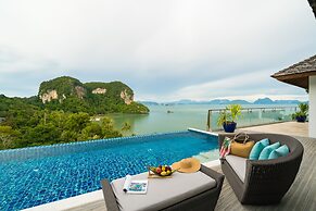 TreeHouse Villas - Adults Only