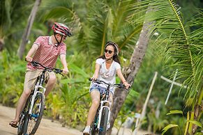 TreeHouse Villas - Adults Only