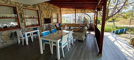 Zeytin Otel Altinoluk