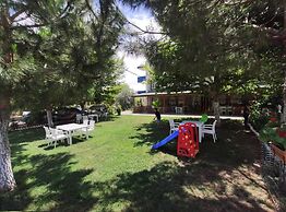 Zeytin Otel Altinoluk