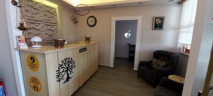 Zeytin Otel Altinoluk