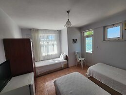 Zeytin Otel Altinoluk