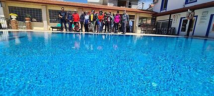 California Apart Otel