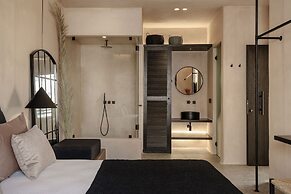 Emery  Hotel