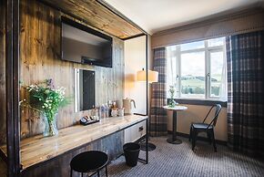 Traquair Arms Hotel
