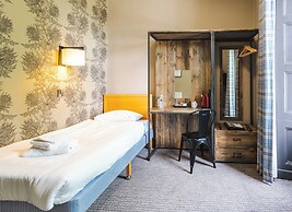 Traquair Arms Hotel