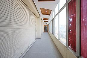 OYO 7147 Hotel Madhur Regency