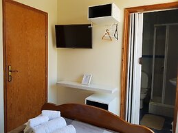 Pensão Leão De Ouro