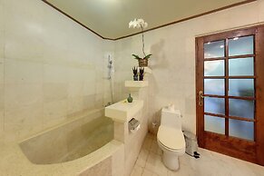Senyum Villa - Uluwatu