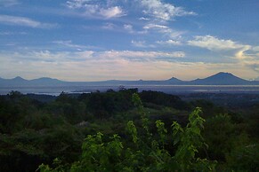 Senyum Villa - Uluwatu