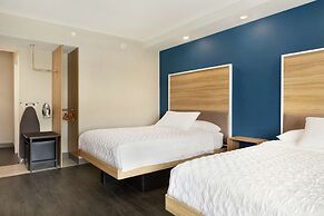 Tru by Hilton Meridian Boise West ID