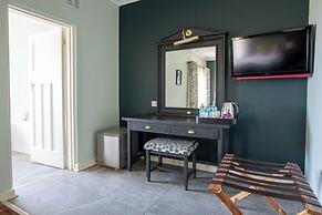 Montclair Hotel & Casino