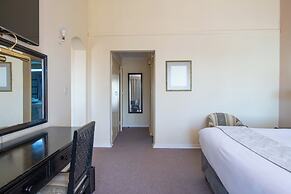 Montclair Hotel & Casino