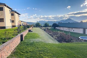 Montclair Hotel & Casino