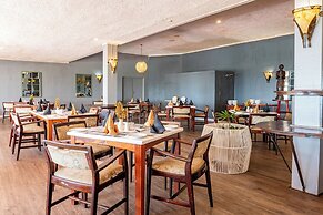 Montclair Hotel & Casino