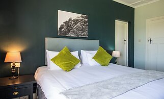 Montclair Hotel & Casino