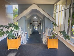 Montclair Hotel & Casino